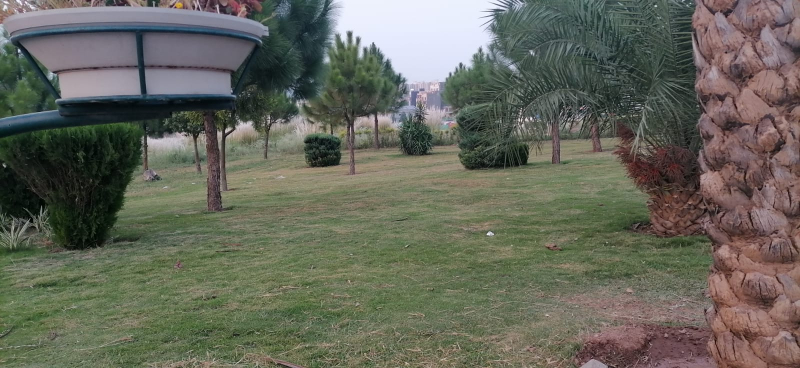 1 Kanal plot for sale in bahria Enclave , Sector F Islamabad