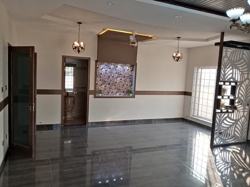 1 KANAL ELEGANT DOUBLE STORY HOUSE FOR SALE IN DHA 2 SEC-D ISLAMABAD.