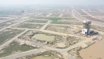 1 KANAL IDEAL PLOT FOR SALE IN P BLOCK DHA 9 PRISM LAHORE