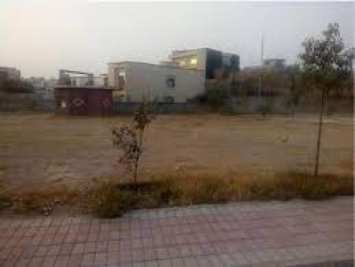 1 Kanal Ideal Location Residential Plot For Sale in E-12/3 Islamabad