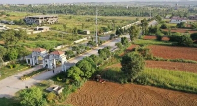 Prime Located 5 Marla Plot For sale in PECHS, Islamabad