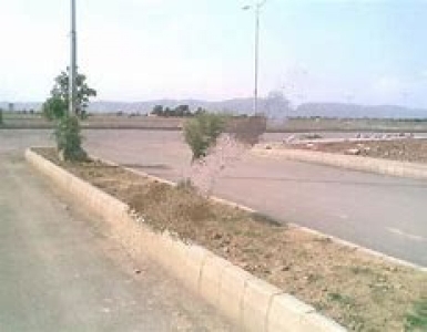 10 MARLA BEST PLOT FOR SALE IN E-12/4 ISLAMABAD.