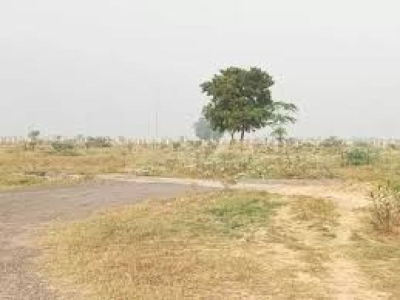 A Block 10 Marla Plot for sale In Gulberg Greens Islamabad