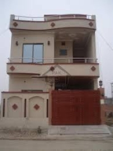 5 Marla Double Unit House Available For Sale in I 10/1 Islamabad