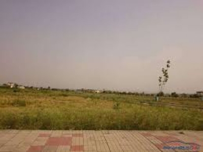 7 Marla plot for sale in Gulberg Green Islamabad