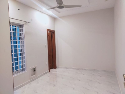 12 MARLA UPPER PORTION AVAILABE FOR RENT IN E 11/2 ISLAMABAD