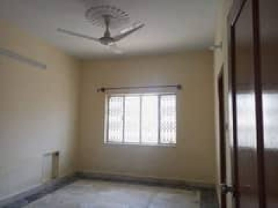 5 Marla Double Unit House Available For sale in I 10/2 Islamabad