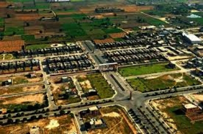 Beautiful Plot For Sale i-14/3   islamabad