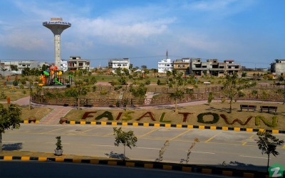 13 MARLA IDEAL PLOT FOR SALE IN F-15/4 ISLAMABAD.