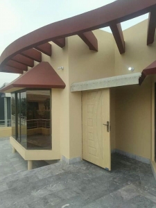 One Kanal Upper Portion available For Rent