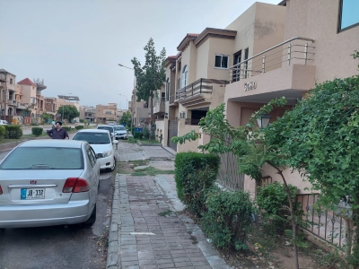 Abubakr block 5 Marla used house for sale in Bahria Town  Phase 8 Rawalpindi