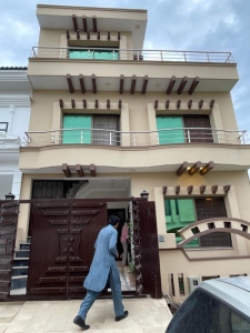 Beautiful 6 Marla Double unite House For sale in CDA Sector I-10/2 Islamabad 