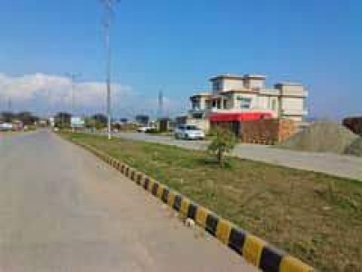 14 Marla Commercial Plot, Available For Sale in G 7 Markaz Islamabad