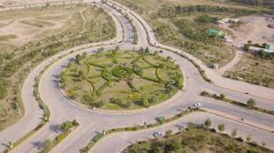 7 Marla plot for sale in gulberg  block B Islamabad.