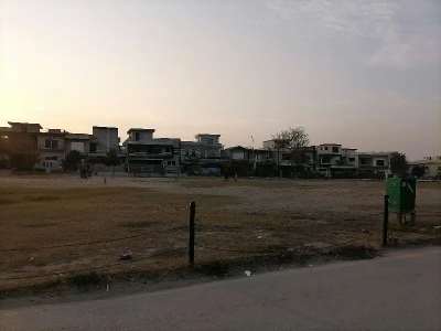 11 Marla Residential Plot Available for Sale in Media Town Rawalpindi
