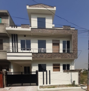 Beautiful 5 Marla House available for sale in i-14/2 Islamabad