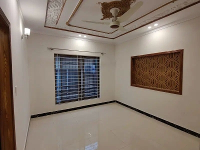 7  Marla Full House Available for Sale in BAHRIA TOWN Phase 8 Rawalpindi
