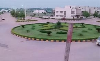 7 Marla Prime Plot For Sale in L-block Gulberg Islamabad.