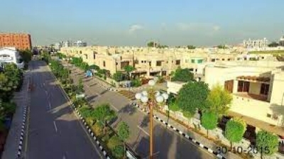 10 marla Corner Plot For Sale Bahria Town Phase 8