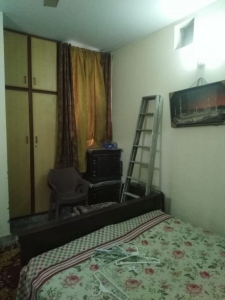 5 MARLA HOUSE FOR SALE IN P BLOCK NEAR EPORIUM MALL ON 60 FEET ROAD