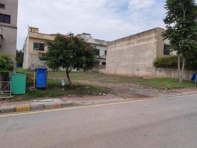  Developed  10 Marla Plot for sale in bahria town Phase 7  Rawalpindi  