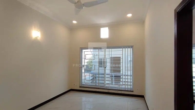 5 Marla Double Unit House Available For Rent in BAHRIA ENCLAVE Sector H Islamabad