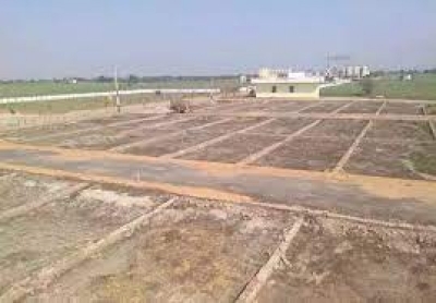 5 Marla Plot Available For Sale in B-17 Islamabad