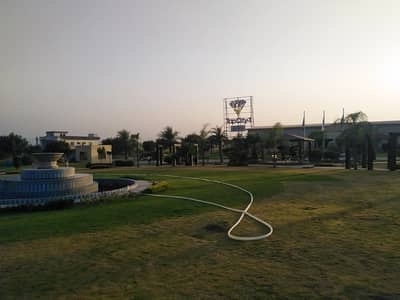 10 MARLA BEST PLOT FOR SALE IN TOP-CITY 1, D BLOCK ISLAMABAD.