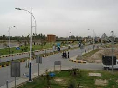 10 Marla Street Corner Residential Plot For Sale in G-15/1 Islamabad