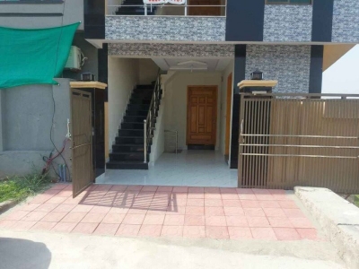 10 Marla House Available For Sale in G-8/4 Islamabad