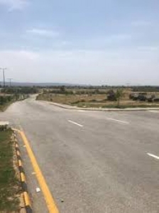 Main Double Road 7 Marla Beautiful Residential Plot For Sale in G-13/4 Islamabad