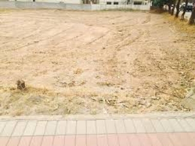 14 Marla Beautiful Plot Available  For Sale  G-13/3 islamabad