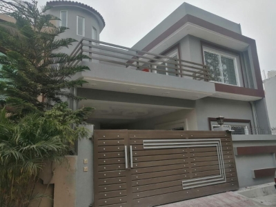 luxury 4.5 Marla Double story house  for sale in Bani Gala Islamabad 