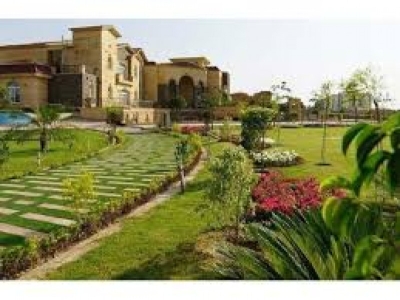 5 Kanal plot for sale in Gulberg green Islamabad