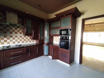 2 Bed Flat for sale G-13/1 Islamabad
