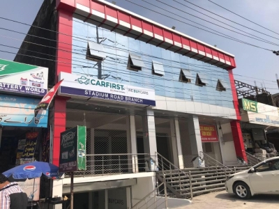 plaza for sale 30 marla  main statdium road rawalpindi