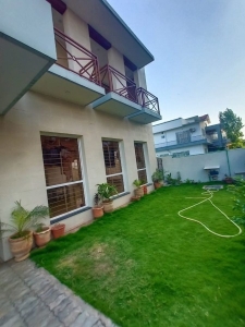1 Kanal Luxurious House Available  For Rent in F-10/4  Islamabad