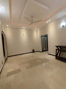 14 Marla Upper Portion Available for Rent  in G 13 Islamabad