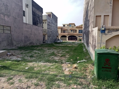 7 Marla plot in the Umer block of Bahria Town Phase 8, Rawalpindi 