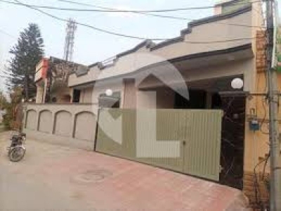 10 Marla Single Storey House Available For Sale in Pakistan Town Phase 1 Islamabad,