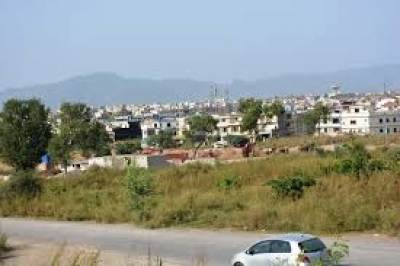 1 Kanal Beautifull  Boulevard Plot  Available For Sale G-14/4  islamabad