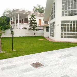 House FOR RENT IN I-8 ,..........3  ISLAMABAD