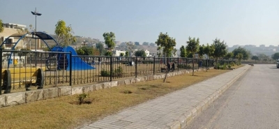 10 Marla Plot For Sale E-block   Bahria Town Islamabad