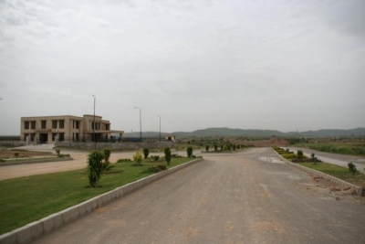 Beautiful Residential Plot For Sale in E-11/1  Islamabad