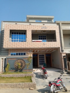 7 Marla double storey house for sale