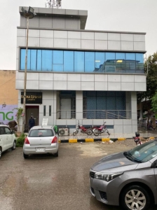  1050 Sq Ft Plaza available for sale in Raja market F-11/3 Islamabad