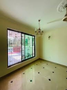 6 Marla Triple Storey House Available For Sale in I 10/2 Islamabad