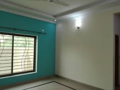 One Kanal Double Unit House Available For sale in E 11/3 Islamabad