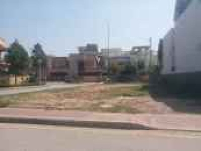 10 Marla Plot Available For Sale in Bahria Town Phase 5 Rawalpindi
