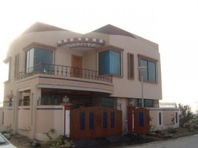 10 MARLA BRAND NEW HOUSE FOR SALE IN SEC-C BAHRIA TOWN LAHORE.
